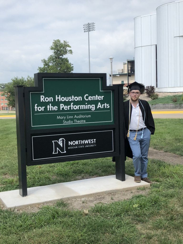 dbm1995's tweet photo. So proud of you @JoshMunden #NWgrad @TheatreNWest1 @NWMOSTATE https://t.co/FmEpN2AF4x