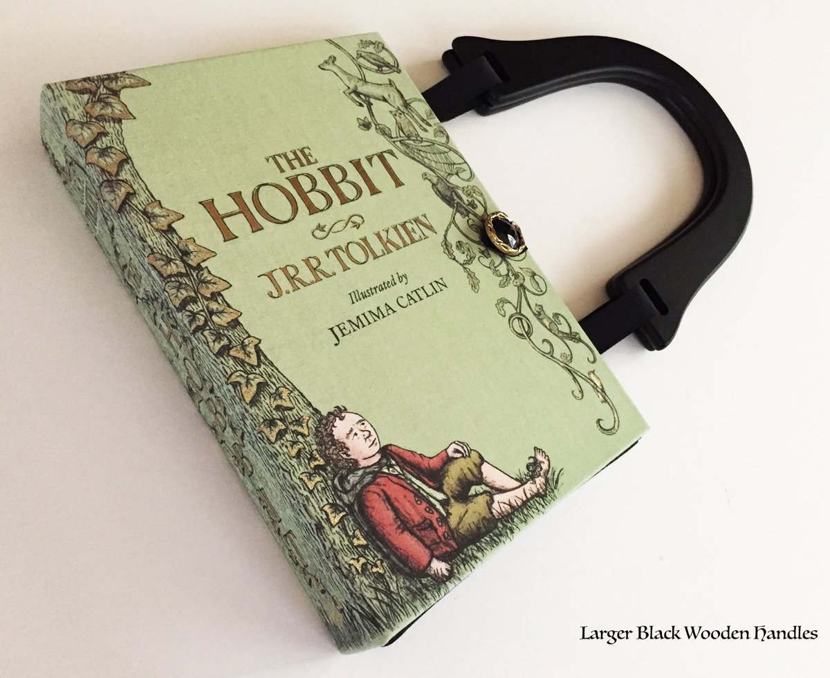 NovelCreations's tweet photo. The Hobbit Book Purse - JRR Tolkien Book Cover Handbag - The Hobbit Book Clutch - LoTR Cosplay Costume - The Shire Pocketbook - LoTR Gift https://t.co/KBhAcqmdWO #Etsymntt #booklover #bookpurse #BookCoverHandbag https://t.co/LtZGFTxFmD