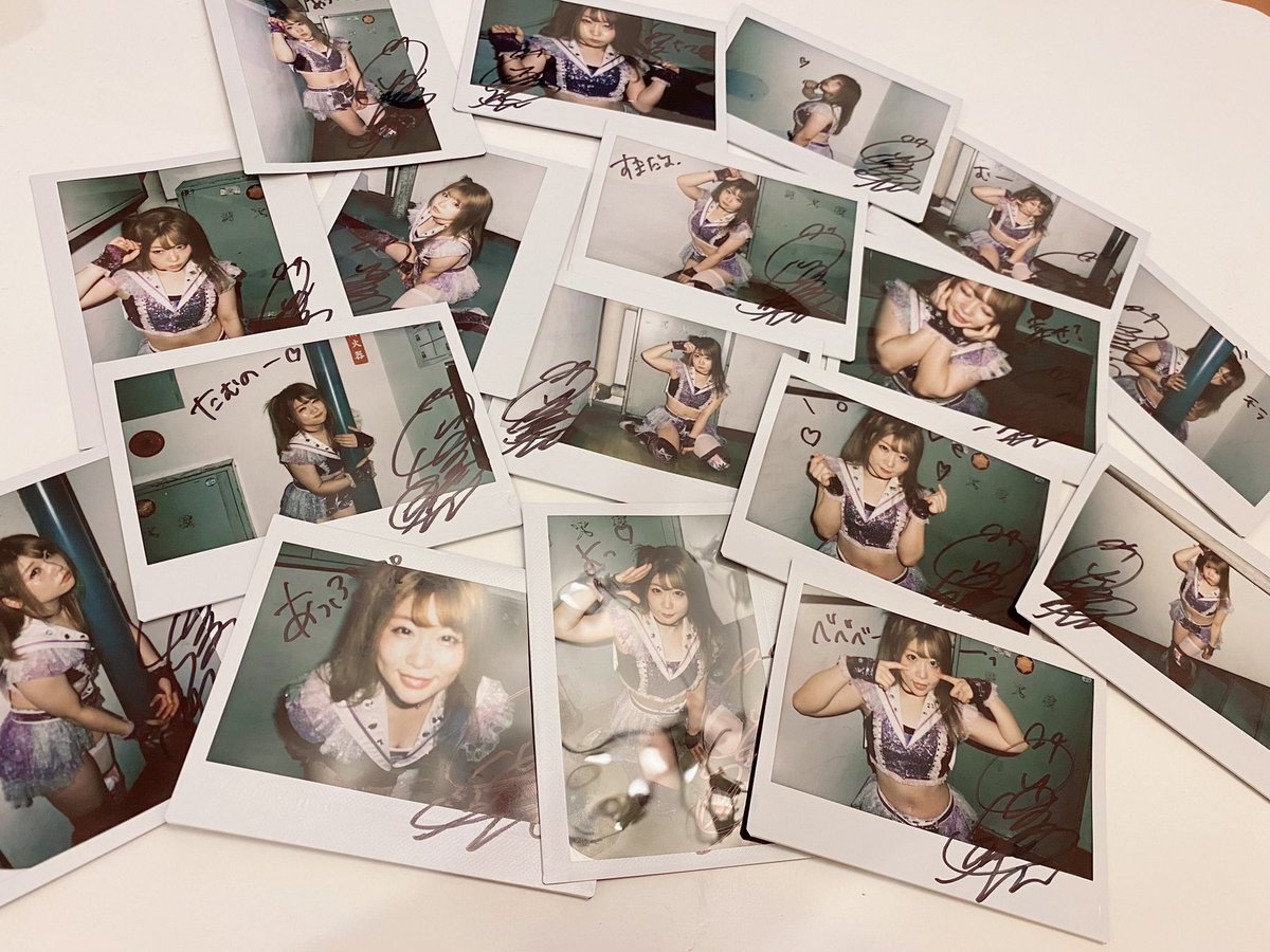 追加されたランチェキもゆうしょーしてます🏆 病みチェキが何枚か入っ