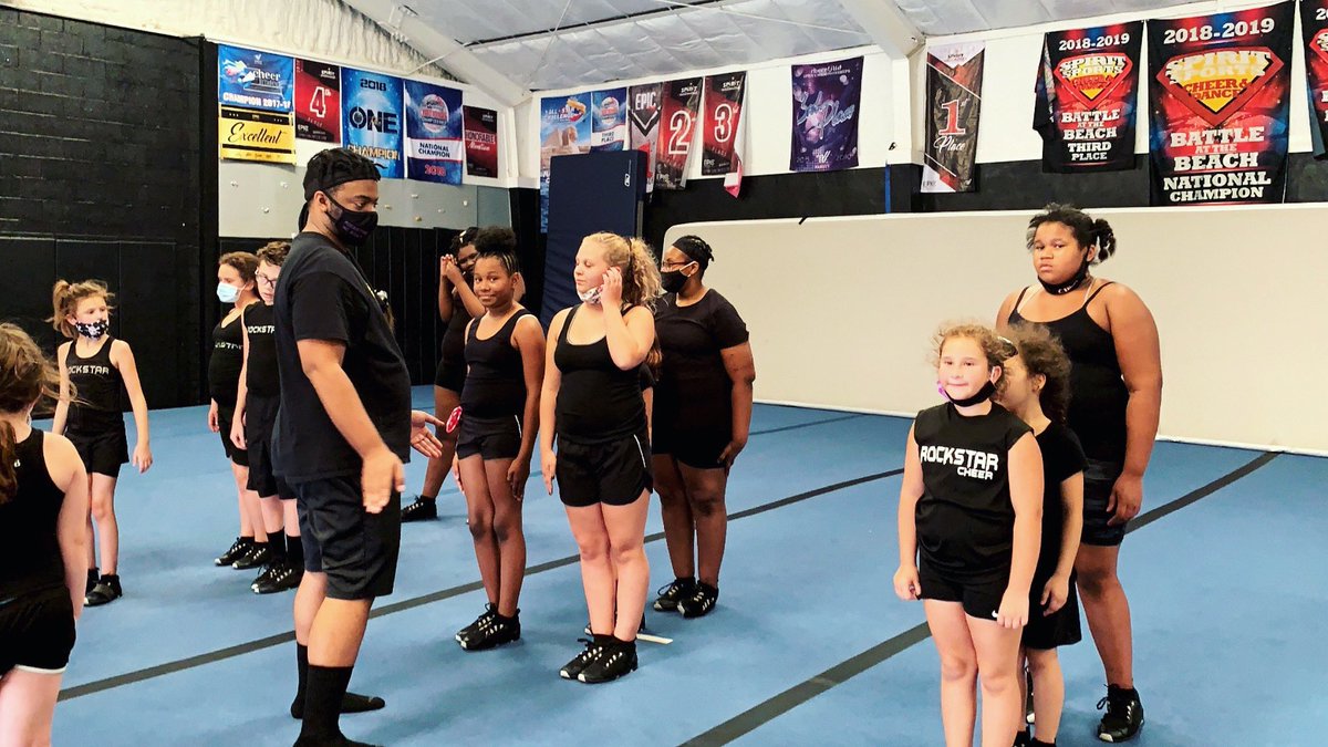 EasternNCE's tweet photo. Our Prep Team YUNGBLUD getting their routine started today! #BestIsStandard https://t.co/rYqjNNGXpq