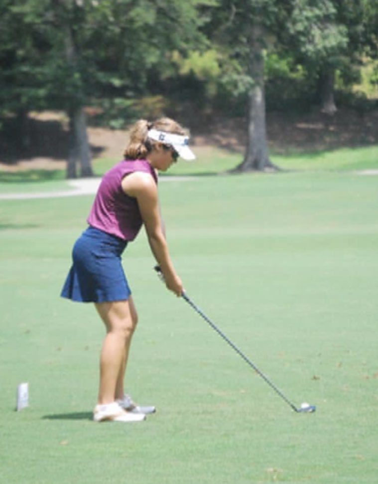 AHS golfer Salem Lee c/o 23’.
Round 1: Peggy Kirk Bell Tour at Campbell University Keith Hills Golf Club today. Salem finished with an 85 and Tied 6th going into tomorrow’s final round. Good luck tomorrow. Go Blue Comets!
