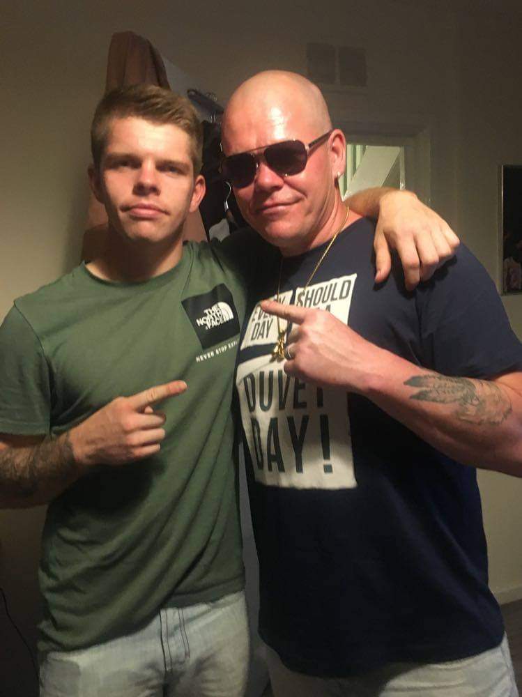 davidboxer1975's tweet photo. Happy birthday champ  had a wicked night with the next champion of the world loves u son David White jr the great white 🥊🥊🥊🥊🥊🥊🥊🥊🥊🥊🥊🥊🥊🥊🥊🥊🥊🥊🥊🥊🥊🥊 https://t.co/2m3Ey8cw60