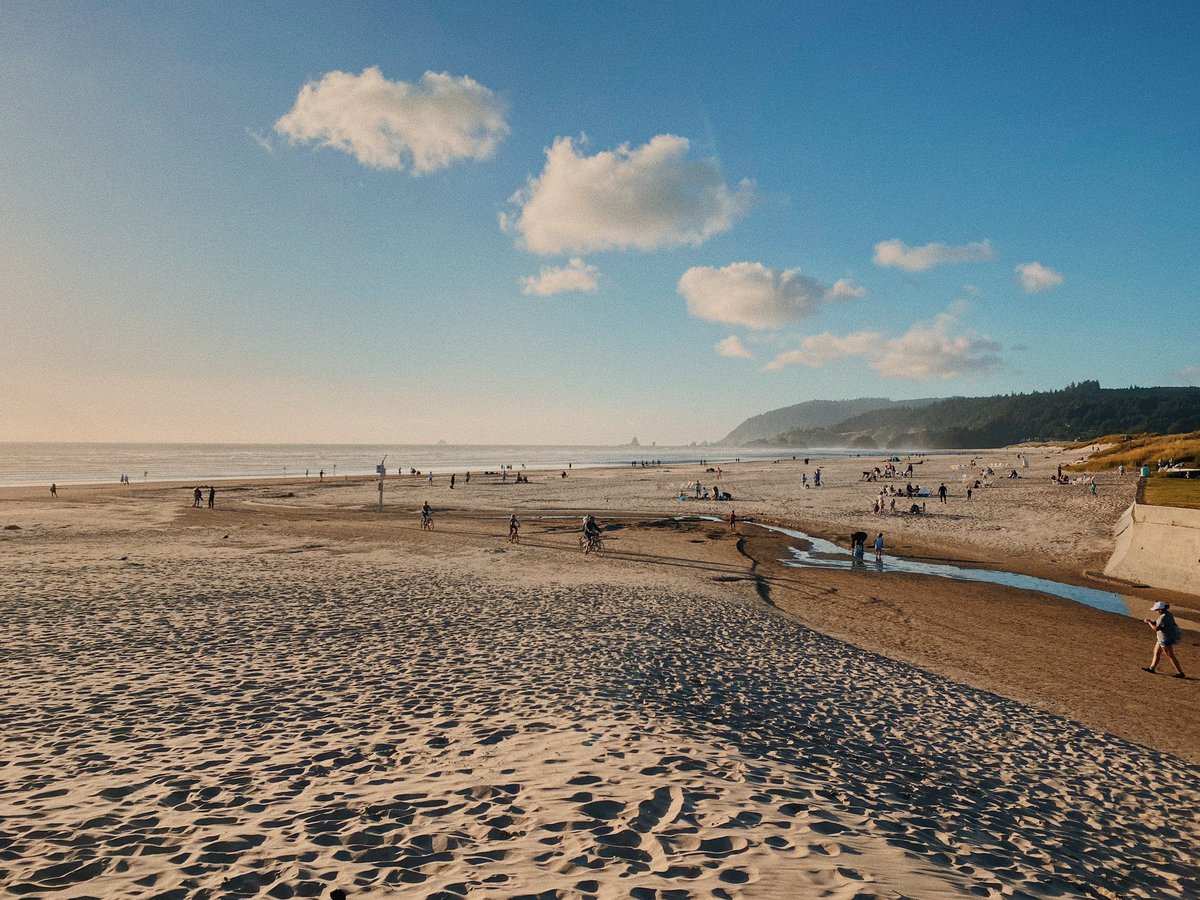 alexxhinson's tweet photo. iphone snaps from today on the oregon coast https://t.co/WsIVIyKwdM