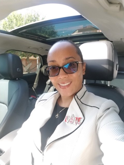 TucsonDelta's tweet photo. The Deltas in the Desert showed up at the polls for Arizona's Primary elections on August 4th. We proudly wore our new Delta Vote pins! https://t.co/386JyFLi1N