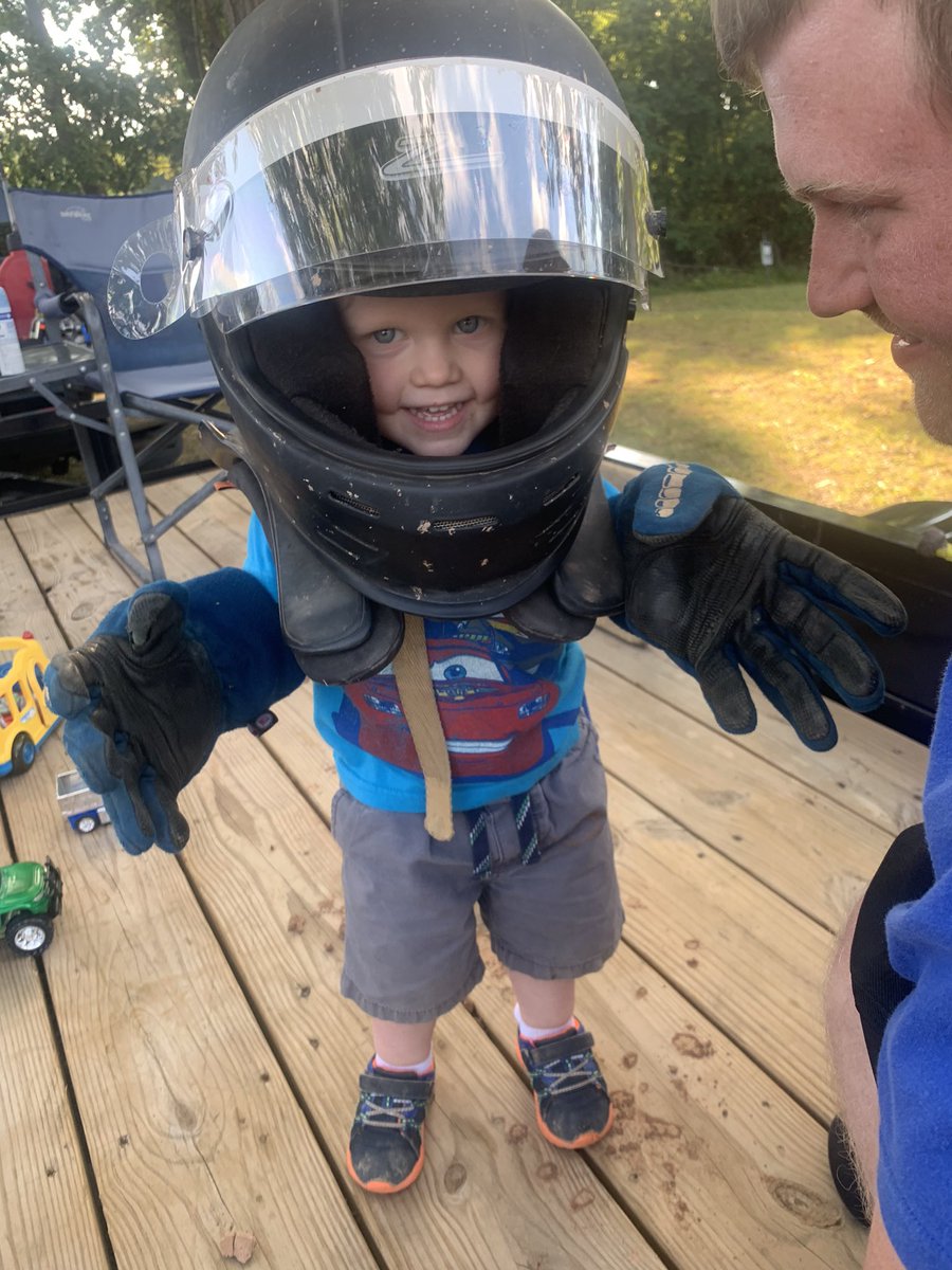 4th to 2nd in the feature! All together a great night <a href="/HillBlanket/">Blanket Hill Speedway</a>! Thanks to our sponsors <a href="/KibukC/">Kibuk Cycle</a> and Berkshire Hathaway’s The Tyler Thompson Group and to all of our family and friends for their support! 🏁