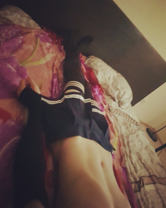I'm so bored? 
You won't let me get bored, will you?? 
RT if so?
#femboy #gay #cuteboy #sissy #newhalf