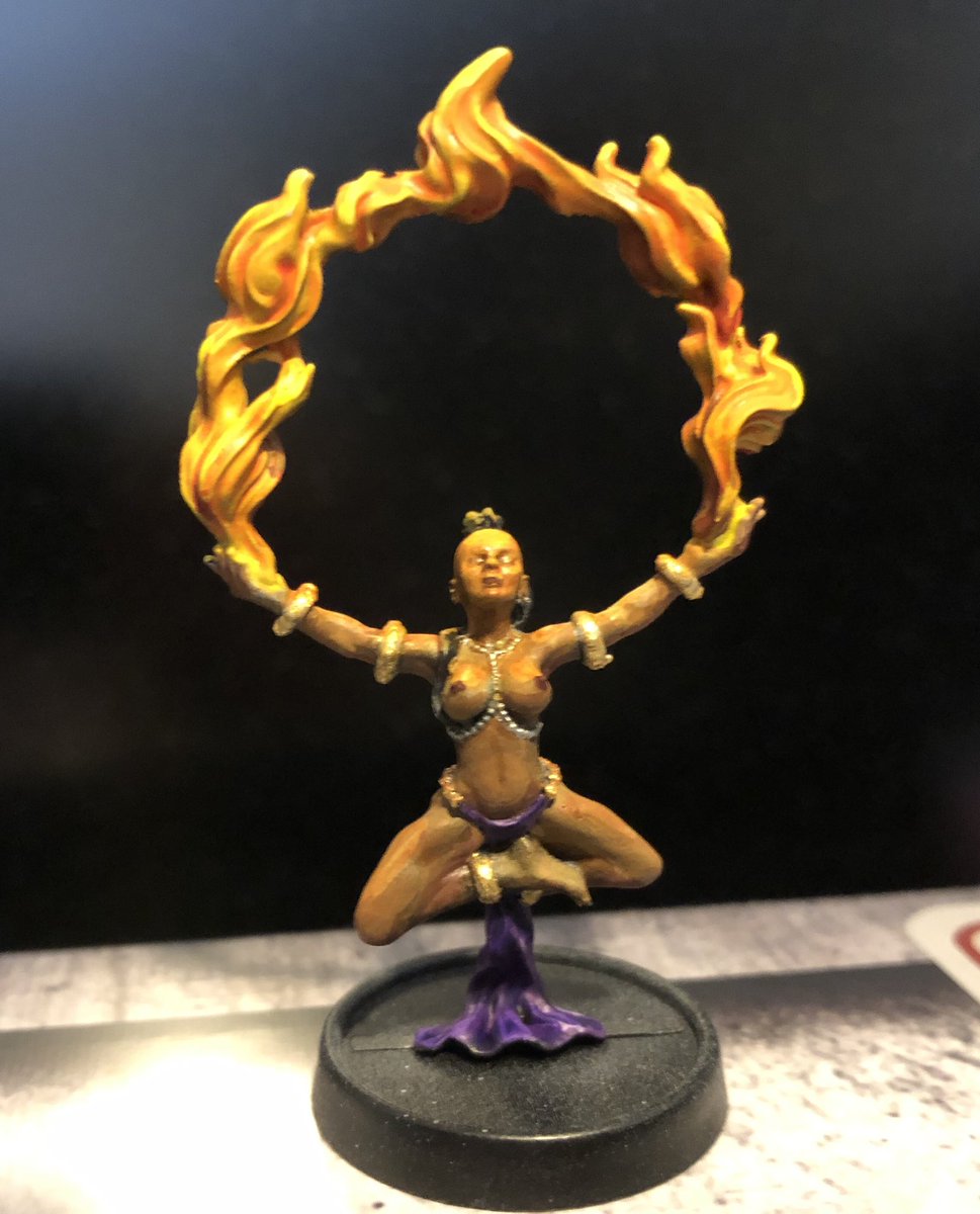 Hyperionpdx's tweet photo. Another Court of the Sultana mini in the books. Iβm having so much fun learning to paint with this @EffinCoolMinis set. #dnd #paintingminiatures #miniatue https://t.co/VL8h8hmCuc