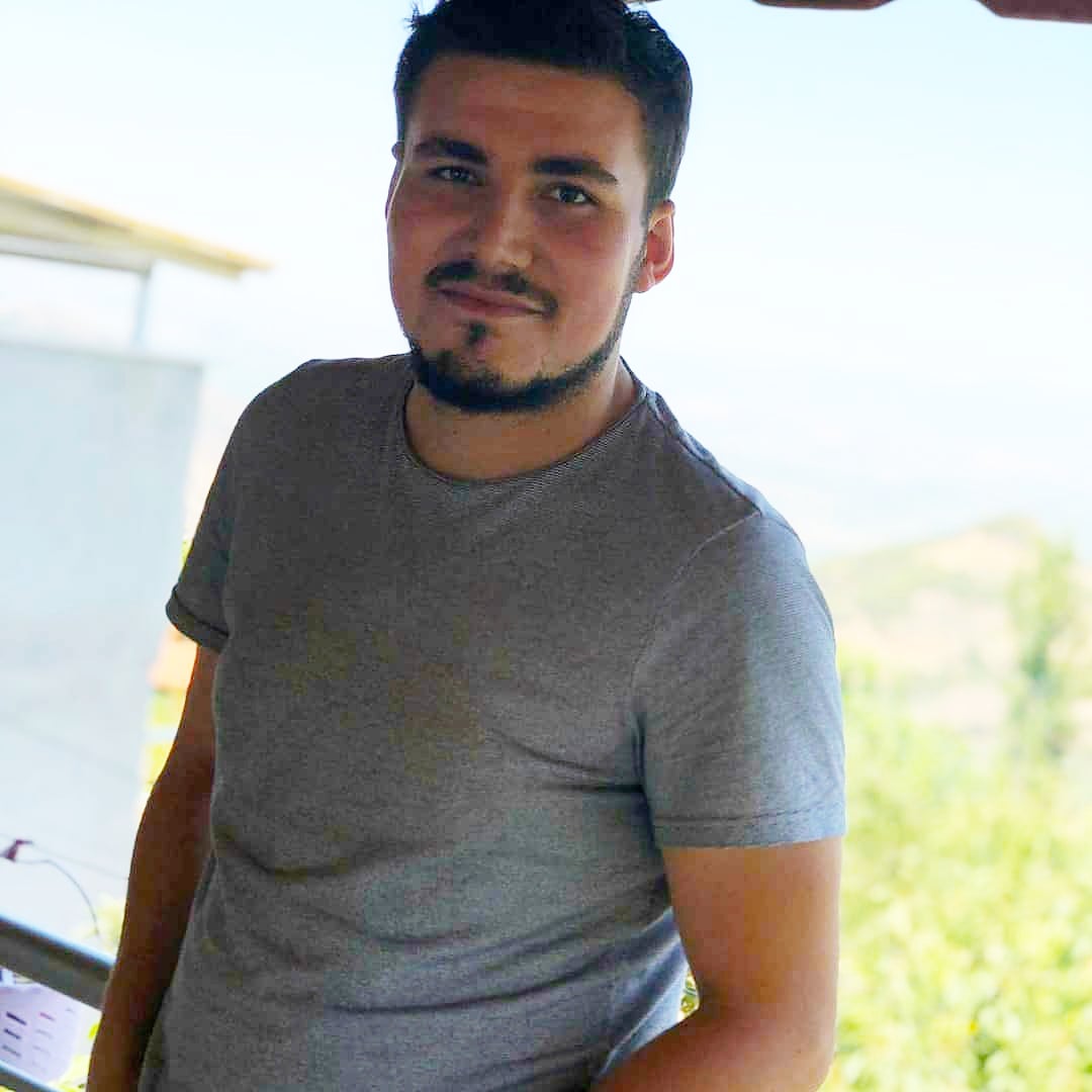 Janveysel3545's tweet photo. #YeniProfilResmi https://t.co/IQEa6KGe5Q