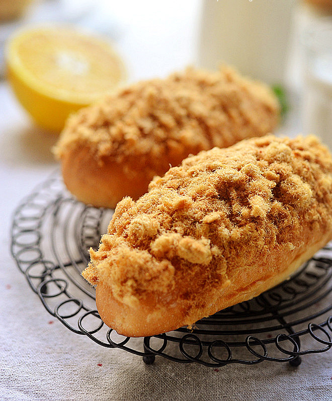 4.) Pork Floss Buns. They're bread with some cream in and pork shavings on top. You can def tell it's pork when you're eating it, but it doesn't feel like it at all. Shit's great.