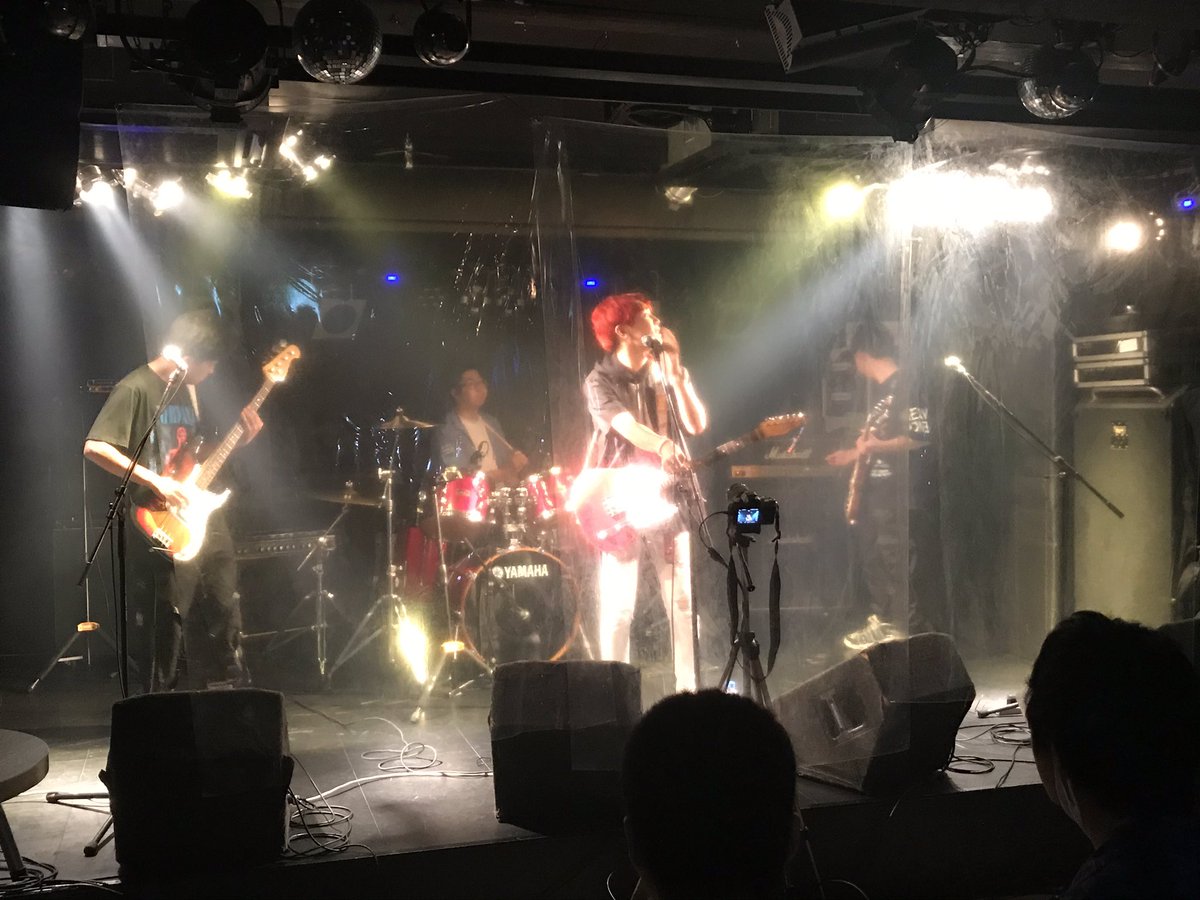 おはようございます！いよいよライブイベントNEWCULTURE開始になります！一番手は川崎総合科学高校軽音楽部から生まれたバンド"Space of Pumpkin"の皆様です！ぜひご来場ください。下北沢WAVERで14時30分くらいまで開催！