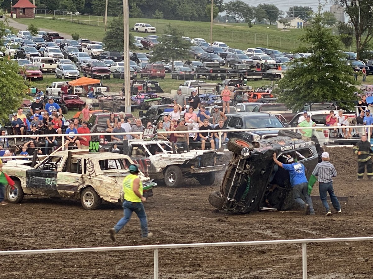 SaraForMissouri's tweet photo. Demolition Derby night at the Moniteau County Fair! #EveryoneIsOK 🇺🇸 👍 #District50 https://t.co/iKZ13KHfDj