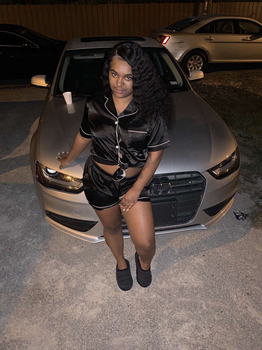 _deishhh's tweet photo. My Attitude Is The Baddest Thing On Me Boo💖💋. https://t.co/3dAETWYpmL