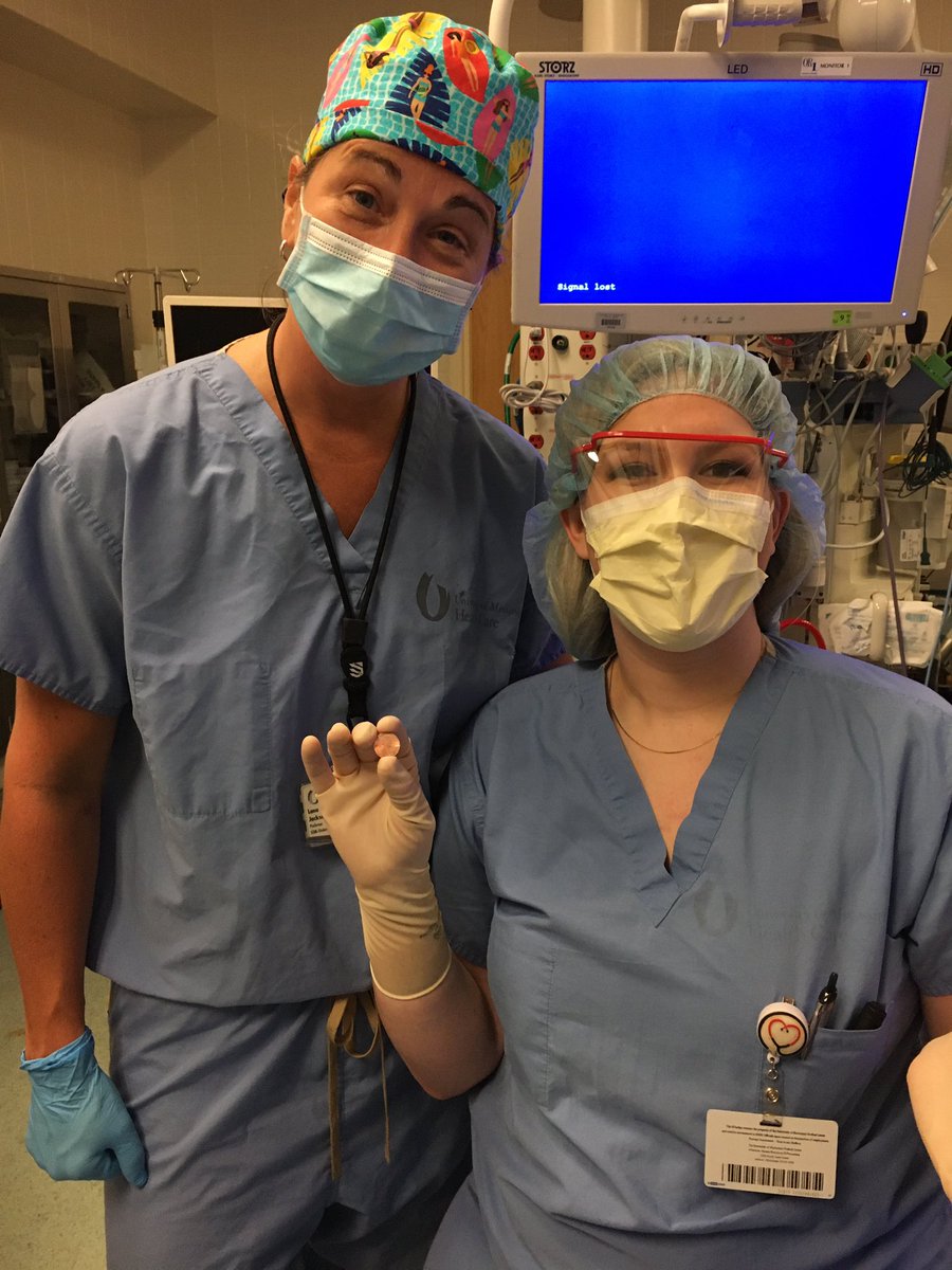 ummcentres's tweet image. It’s a #SHENT on-call weekend! Dr Kelsey Bounds PGY2 got a 1 cent raise today! #coinshortage #futureent #otomatch2021 #residENTs @kelseylea30 @lanajax14 @cgregory6