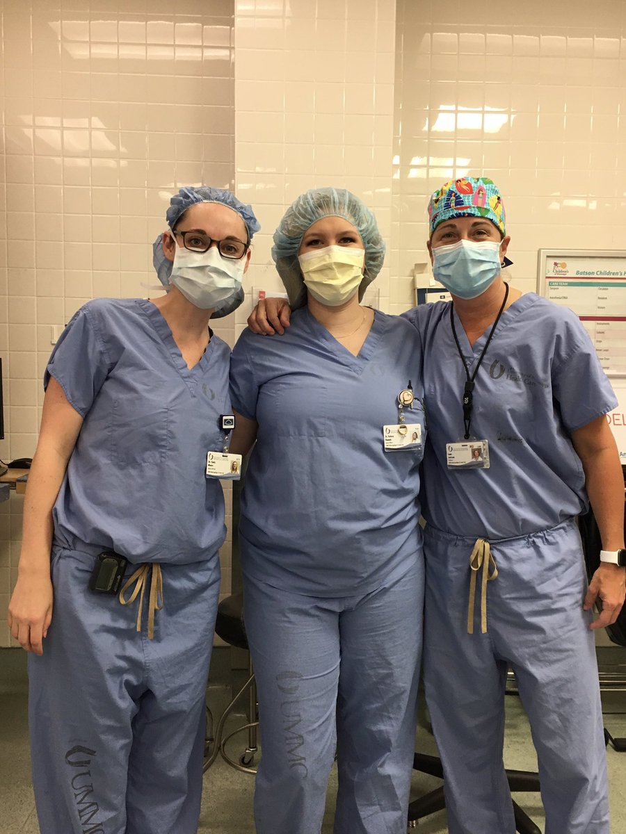 ummcentres's tweet image. It’s a #SHENT on-call weekend! Dr Kelsey Bounds PGY2 got a 1 cent raise today! #coinshortage #futureent #otomatch2021 #residENTs @kelseylea30 @lanajax14 @cgregory6