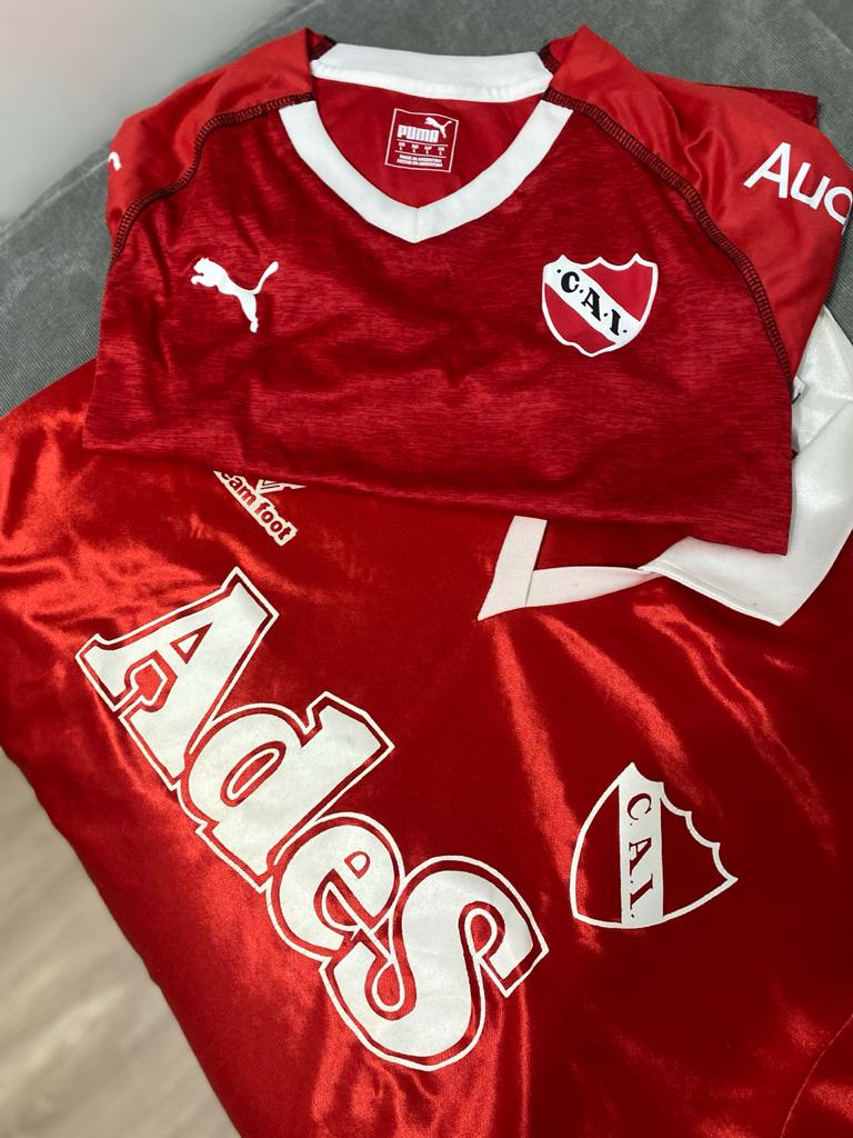 👹MEGA SORTEO👹

Se acerca la vuelta del fútbol y desde #HablemosDelRojo te queremos dar esta sorpresa.

1er premio camiseta retro Ades.
2do premio camiseta puma 18/19 sin publicidad 

¡Con seguirnos y dar rt ya estas participando!

Se sortea el 15/8 vía instagram @hablemosdecai