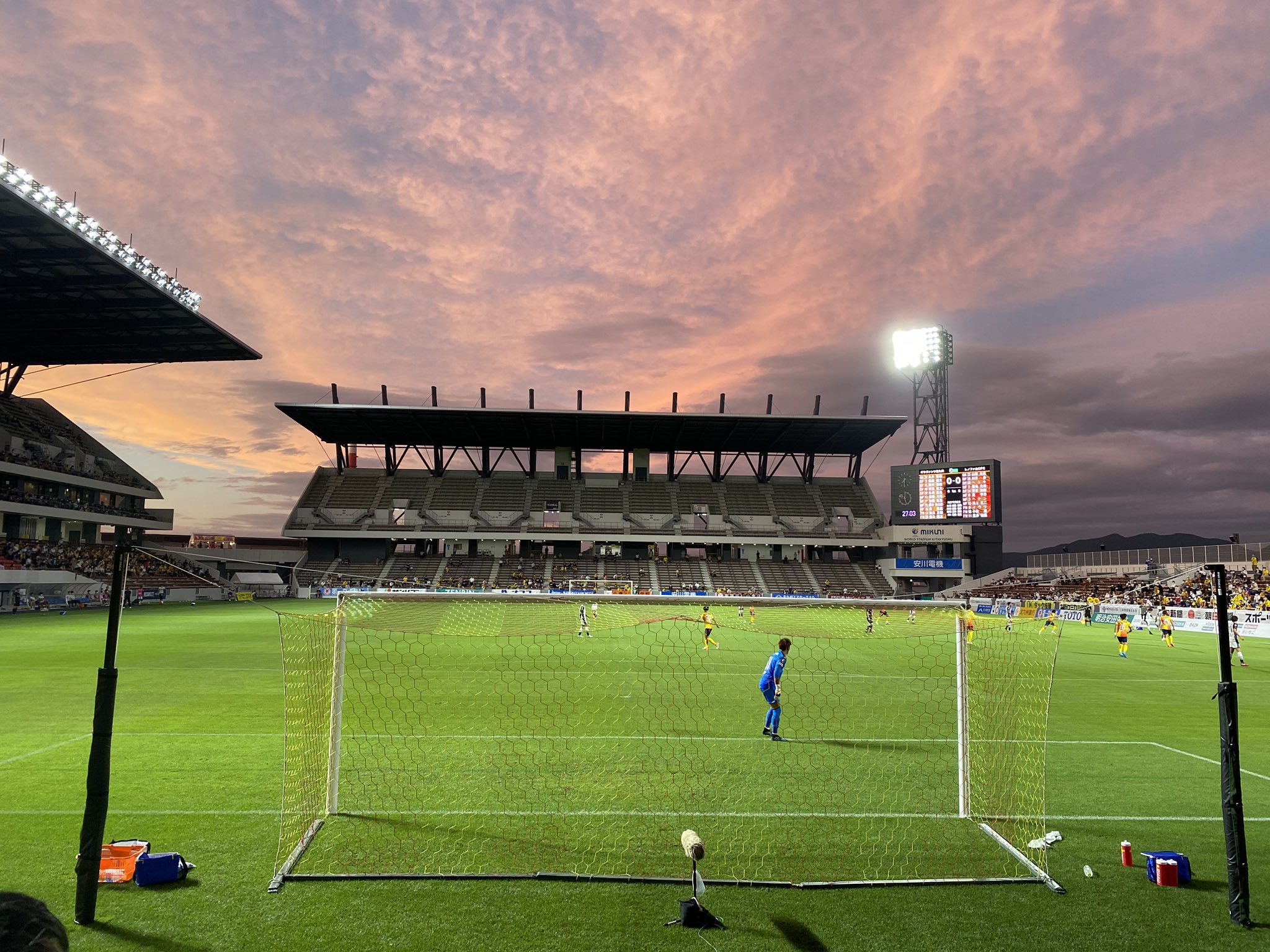 ｊリーグ 日本プロサッカーリーグ スタジアムではどんな景色が見えますか あなたが綺麗だと思った瞬間をリプで教えてください Giravanz Staff Avispaf Hollyhock Staff Fcr Info ｊリーグ ｊリーグあいさつ 日曜日 T Co