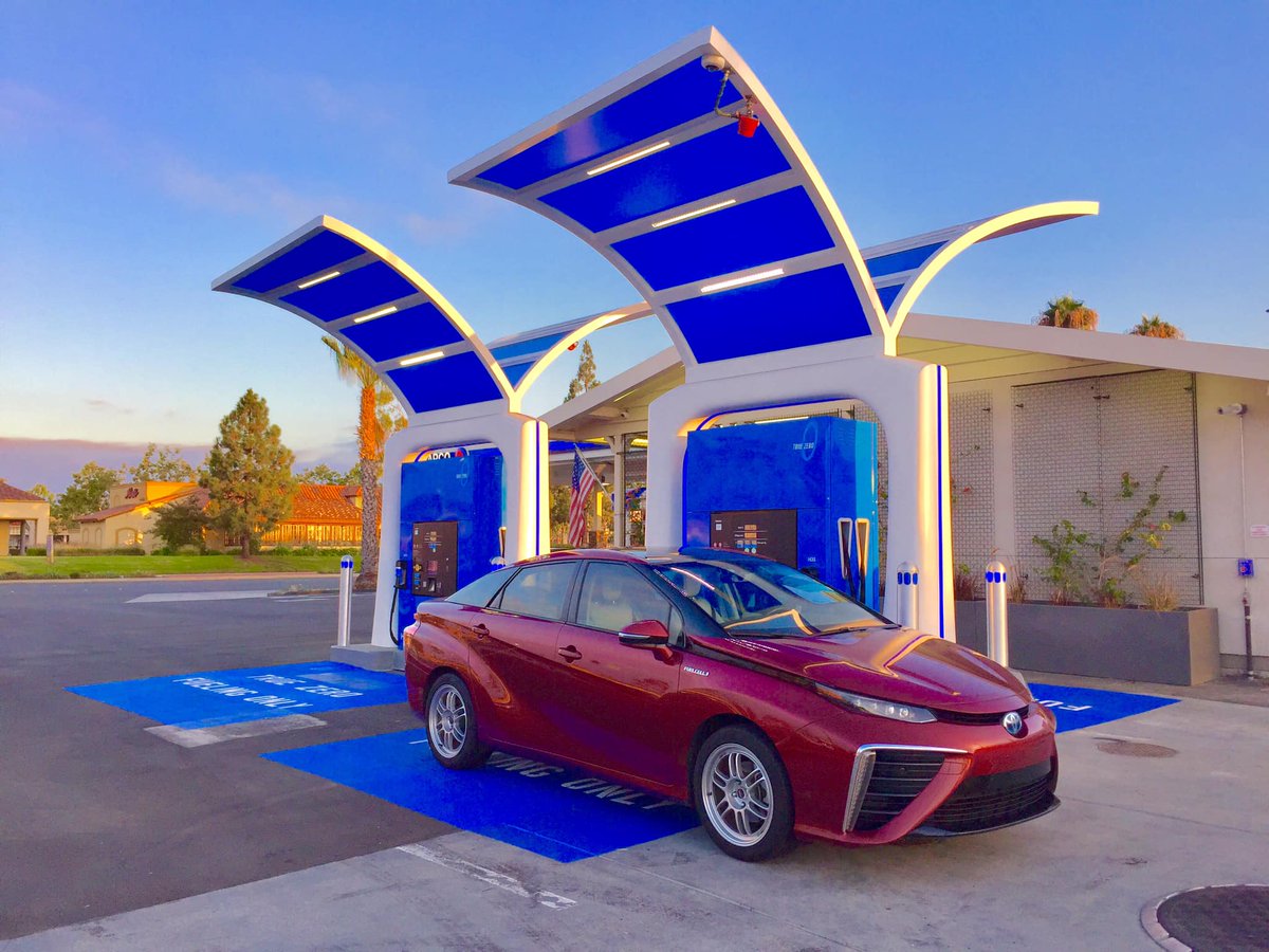 WebbRacing's tweet photo. @CaFCP @ANativeAngeleno @cH2ange @CalEnergy @AirResources @CAGoBiz @tysoneckerle @truezeronetwork @SCAGnews My new favorite station. Once they get the kinks worked out, this will become a workhorse of a station for North OC. https://t.co/Iv3r303mrS
