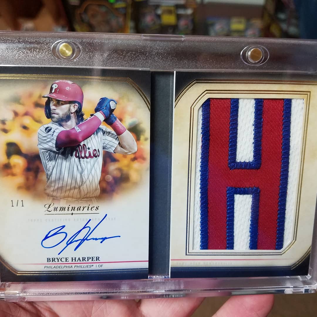 KnTSportscards's tweet photo. Some sweet hits today in the shop Bryce Harper Letter Auto 1/1 Topps Luminaries #oneofone #knt #kntsports #toppsluminaries #topps #lcs #cardshopfl #cardshop https://t.co/XiyClGgXD8