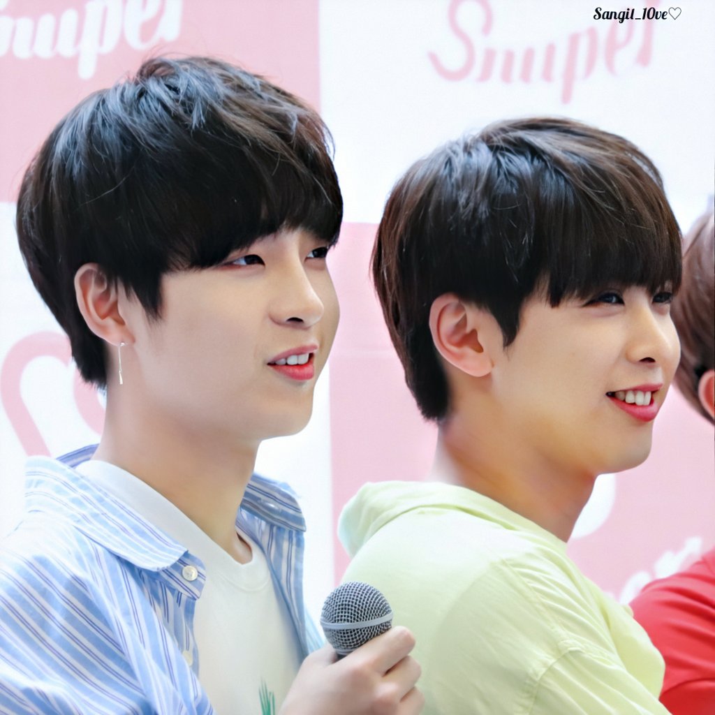 Sangil_10ve's tweet photo. 180722 　
퀸즈스퀘어 요코하마 1부

#스누퍼 #SNUPER #すぬぽ #상일 #SANGIL #サンイル #태웅 #TAEWOON #テウン #상호  #SANGHO #サンホ #세빈 #SEBIN #セビン
@snuper6 @snuperofficial @SNUPERJAPAN https://t.co/IZiEPjrUjP