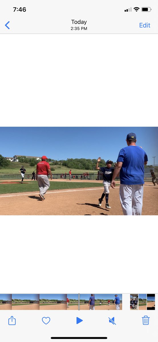 darcyhenry22's tweet image. Highway 39 baseball battle today as Weyburn came to Estevan. The Mosquito Brewers came away with both wins. In the second game Broden Henry was one batter shy of throwing a complete game. 5 2/3 innings pitched with 13 k’s. Logan Kolenz came on for the save. #pitchcount