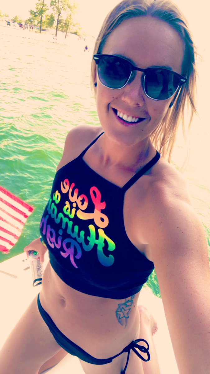 maddieb605's tweet photo. Love is a FUCKING HUMAN RIGHT 🌈❤️🙃 https://t.co/Rt8rbZQOrJ