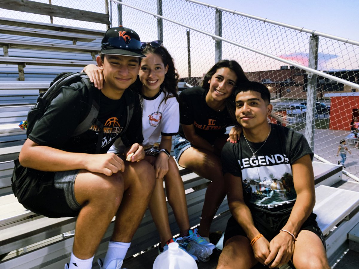 senior szn