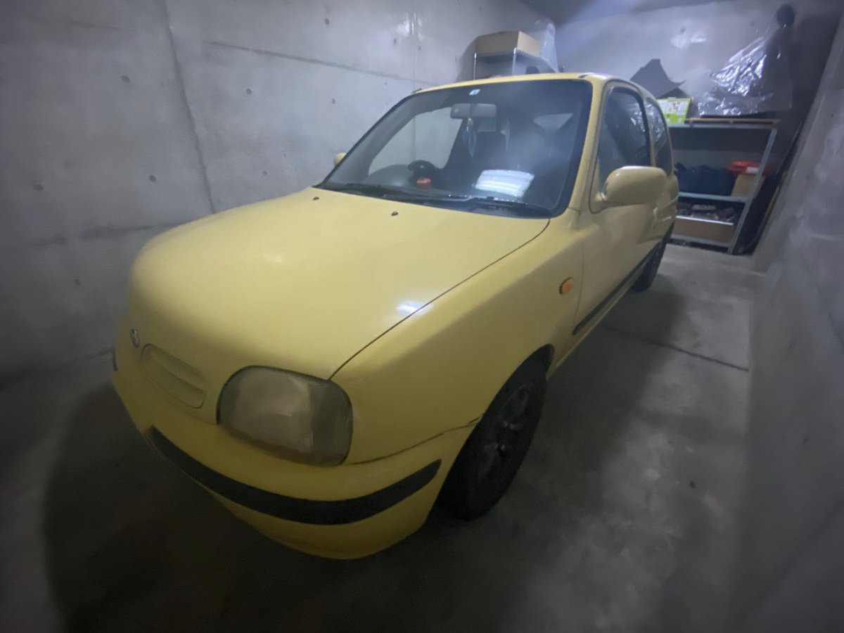 Taku Saho 友人が車を売りたいそうで マーチ K11型 3ドア 5速mt 走行距離9万キロ 修復歴無し 50万円一括のみ ご興味ある方いらっしゃいますでしょうか リプ若しくはdm頂ければ改造点等詳細お送りします