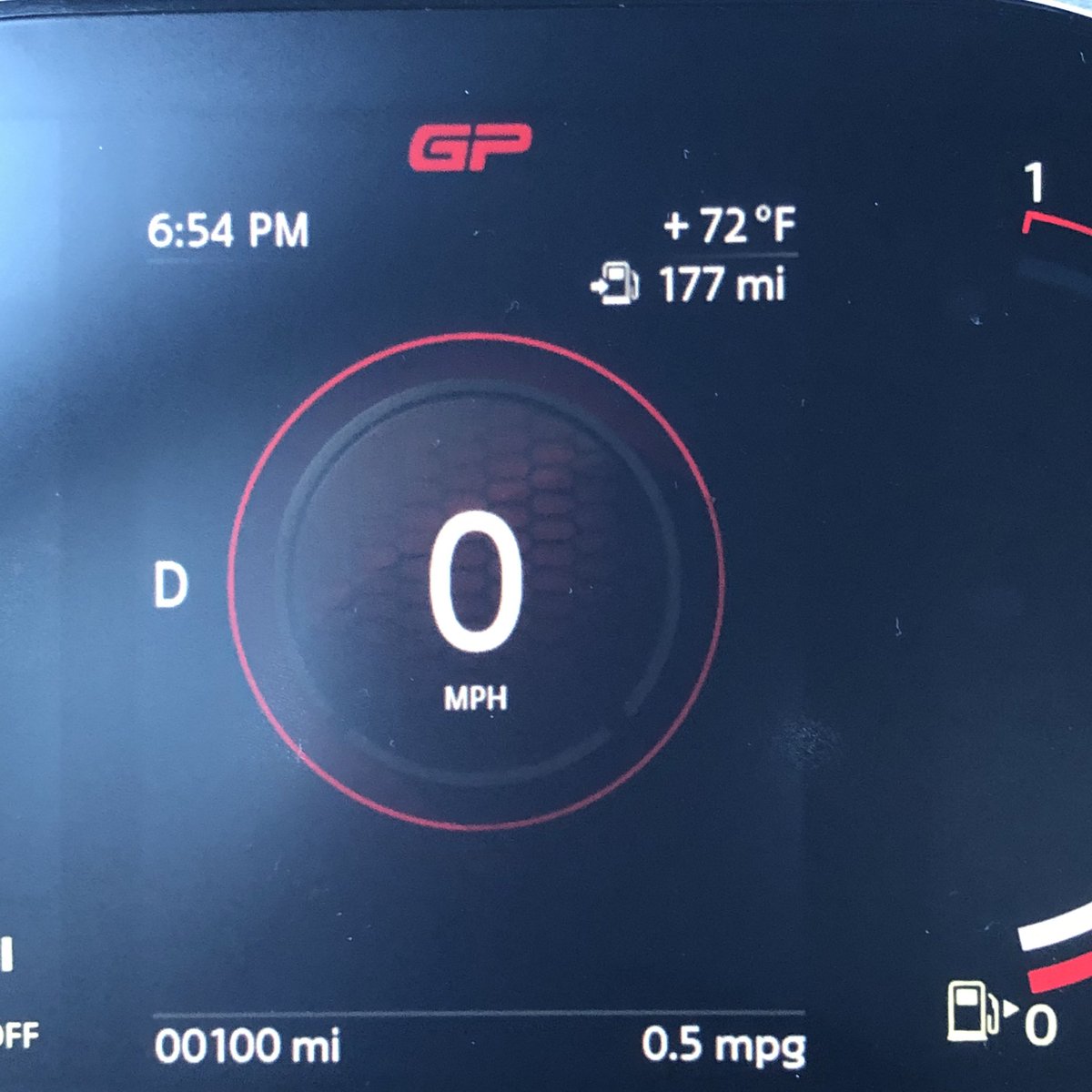 CoopersNCuties's tweet photo. Immediately had to pull over on the 405fwy to get the first hundred mile mark 🤣 just under 24hrs later lol I feel like I haven’t driven it enough but I’m slowly getting used to it’s temperament 🤯
#hothatch #GP3 #MiniCooper #mini #miniusa #cooper
#minisofinstagram #miniacs https://t.co/x8h5hgmSLU