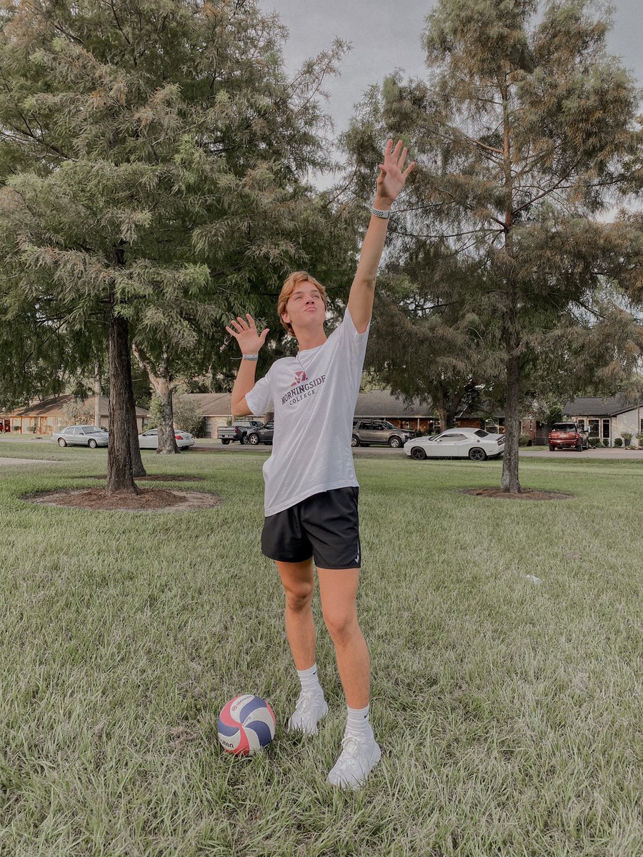 derek225_'s tweet photo. Beyond blessed to announce that i will be furthering my academic and volleyball career at Morningside College, in Sioux City Iowa !! I would like to thank all of Family, Coaches, and Friends for all of the love and support through everything!!! https://t.co/FNCfUTWMrv