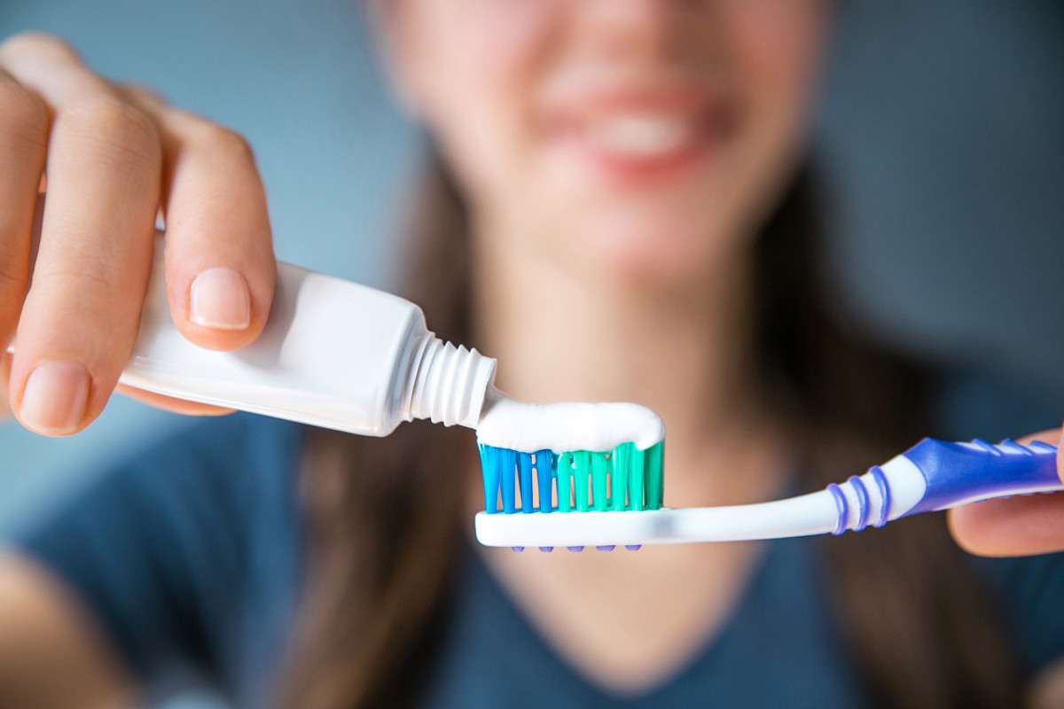 nypost's tweet photo. People are brushing their teeth way more after smelling their breath with a mask on https://t.co/WNF4MaoAWy https://t.co/kEd5XqcIPV