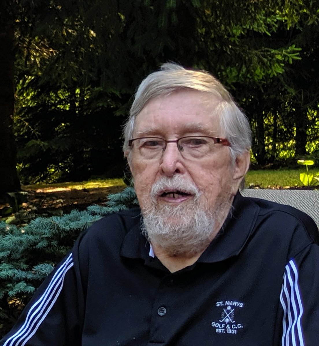 SPSmediaoffice's tweet image. Stratford Police are asking for assistance in locating a missing male (pictured below).  He has been missing for approx. 10 hours.  If you see him please call us 519-271-4141.  He was driving the pictured vehicle.