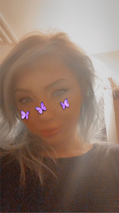 My hair is soooo faded but so cute! https://t.co/xyXYl4TpII<a href="/tag/kotasky"class="tags"><span>#kotasky</span></a><a href="/tag/dakotaskye"class="tags"><span>#dakotaskye</span></a>