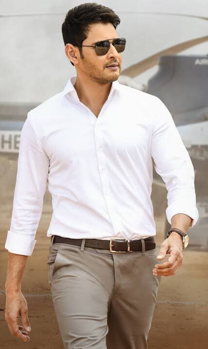 Tutejajoginder's tweet photo. No superstar has made audiences wait so long to make a pan-India appearance, despite being at the top of the game and eagerly pursued by the Bollywood bigwigs to come and lead the show. This year, can you make that happen, @urstrulyMahesh? 

And yeah, #HappyBirthdayMaheshBabu ❤️ https://t.co/amrIiJ3qfF
