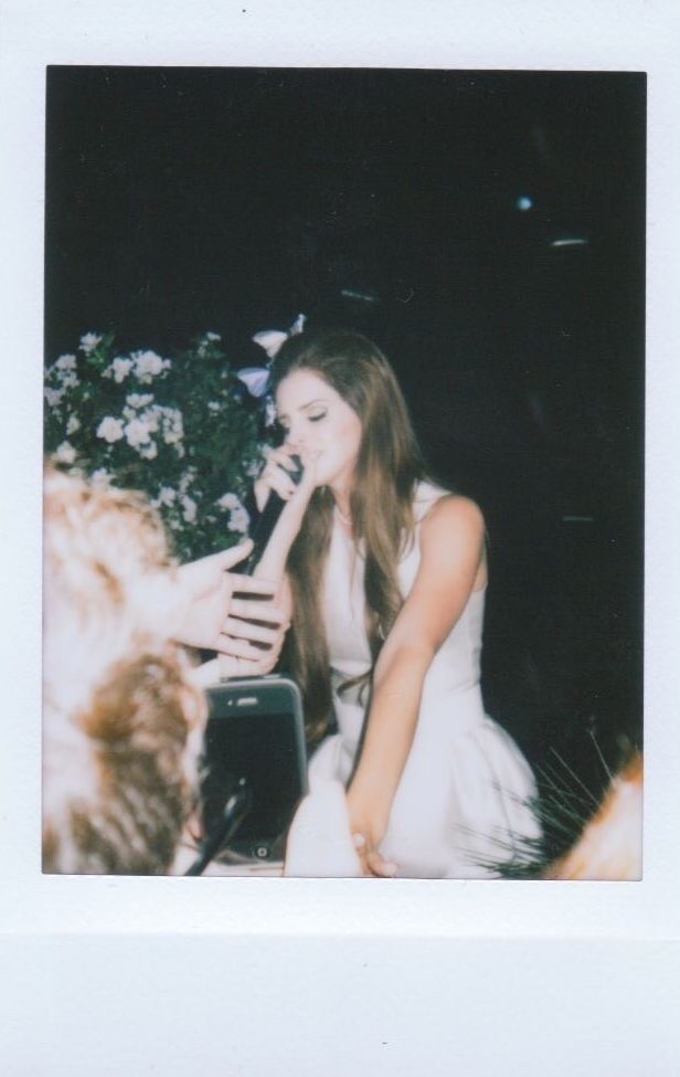 * .　 　　 *　　 * ⋆ 　 .· 　　 ⋆ 　　　 ˚ ˚ 　　 ✦　 ⋆ · 　 *　　　　 ⋆ ✧　 　 · 　 ✧