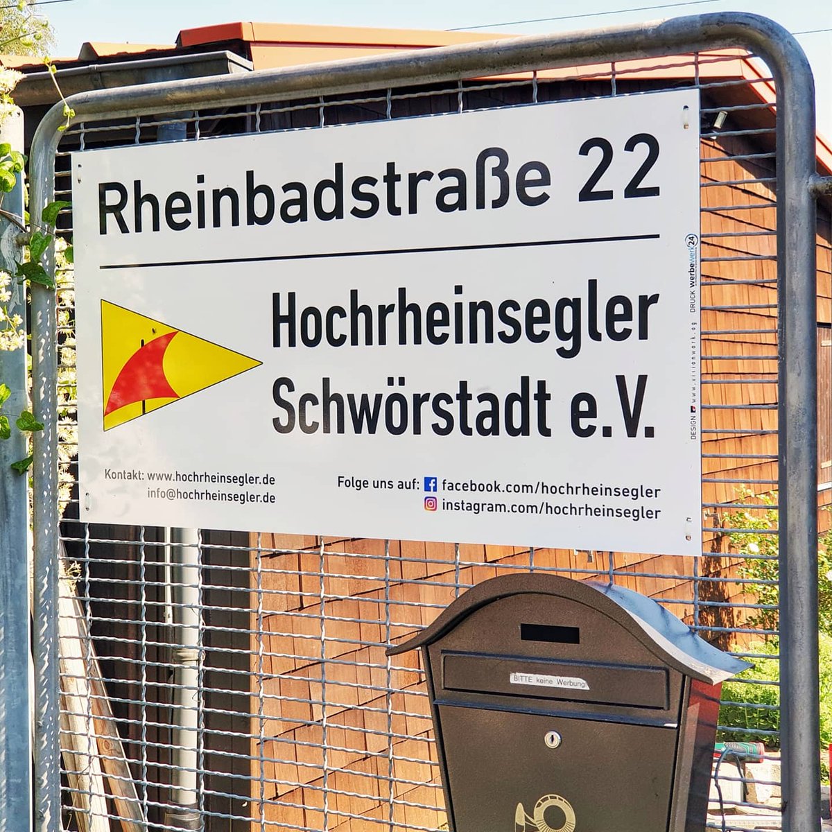 ANDREMIG's tweet photo. Aus unserem #Digitaldruck - #Schilder für #Hochrheinsegler

#Design #Produktion bis #Schildermontage

+49 172 651 0 372 oder
info@werbewerk24.de

#Werbung #Beschilderung #Aufkleber #Sticker #Sticker #Beschriftung #Kennzeichnung #Warnhinweise
#VISIONWORK #VIW
#Werbewerk24 #WW24 https://t.co/RSaeCHGKWC