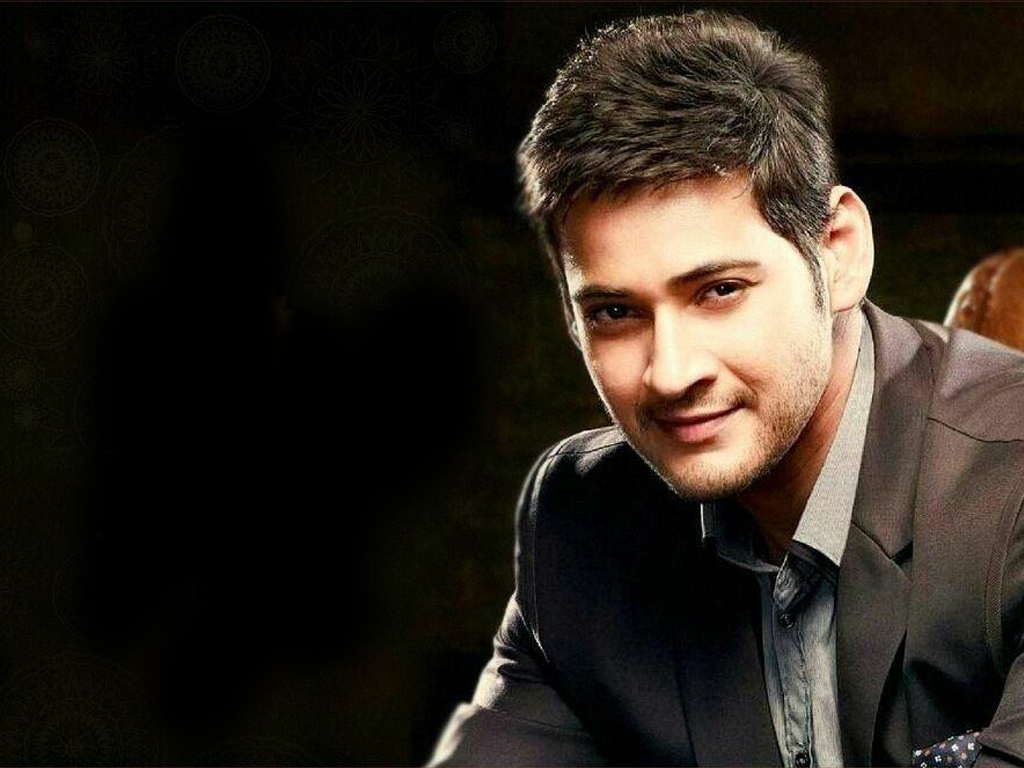 Mohanlal's tweet photo. Happy Birthday Dear @urstrulyMahesh 
#HBDMaheshBabu https://t.co/ql66IL5c3b