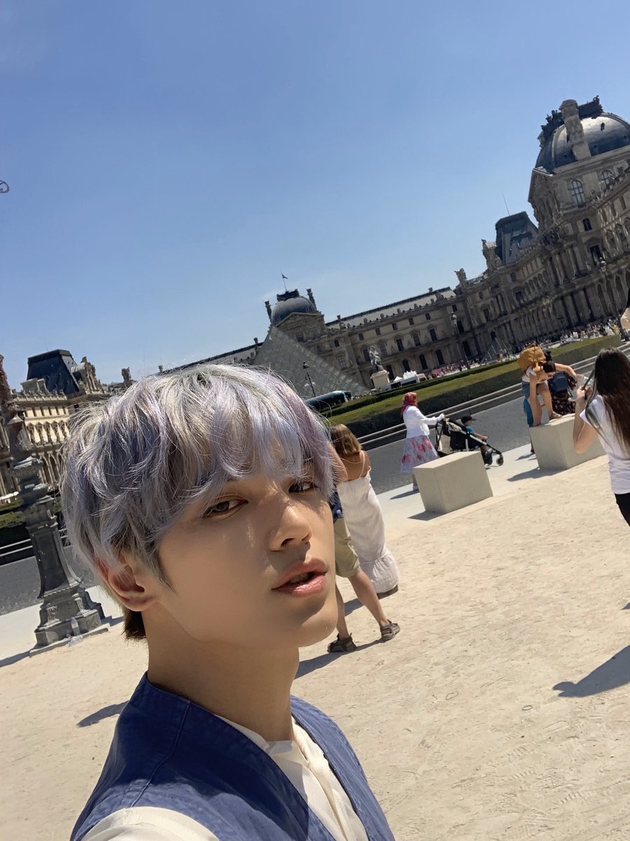 툥 🌙 tweet media