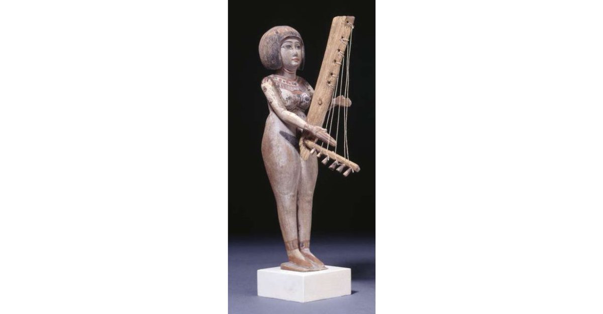 Wood continued to be a valuable material used well into the later phases of pharaonic history, from elite monuments (EA 67138) to female musicians (EA 48658) and divine figures (EA 20868)  #statuesunday