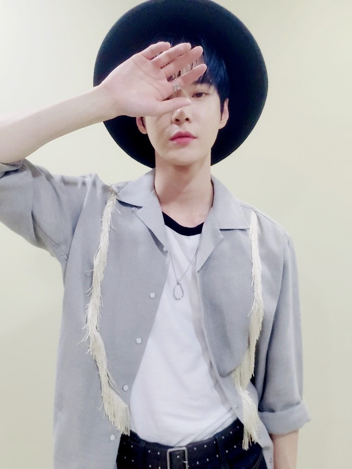 Ee95S2GUYAAAJje?format=jpg&name=orig