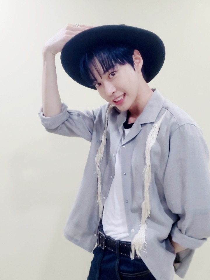 Ee95S2IUYAAbCPo?format=jpg&name=orig