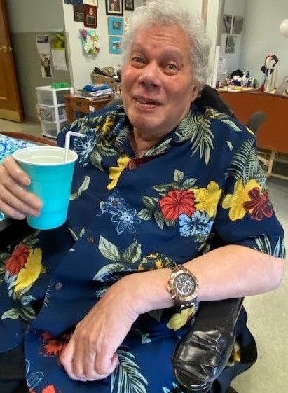 Taunton_Mills's tweet image. Wednesday was Caribbean Day on Long Term Care. Dryden residents were treated by Jordyn from recreation, to a peach mango coconut smoothie. Yum!! #TauntonStrong