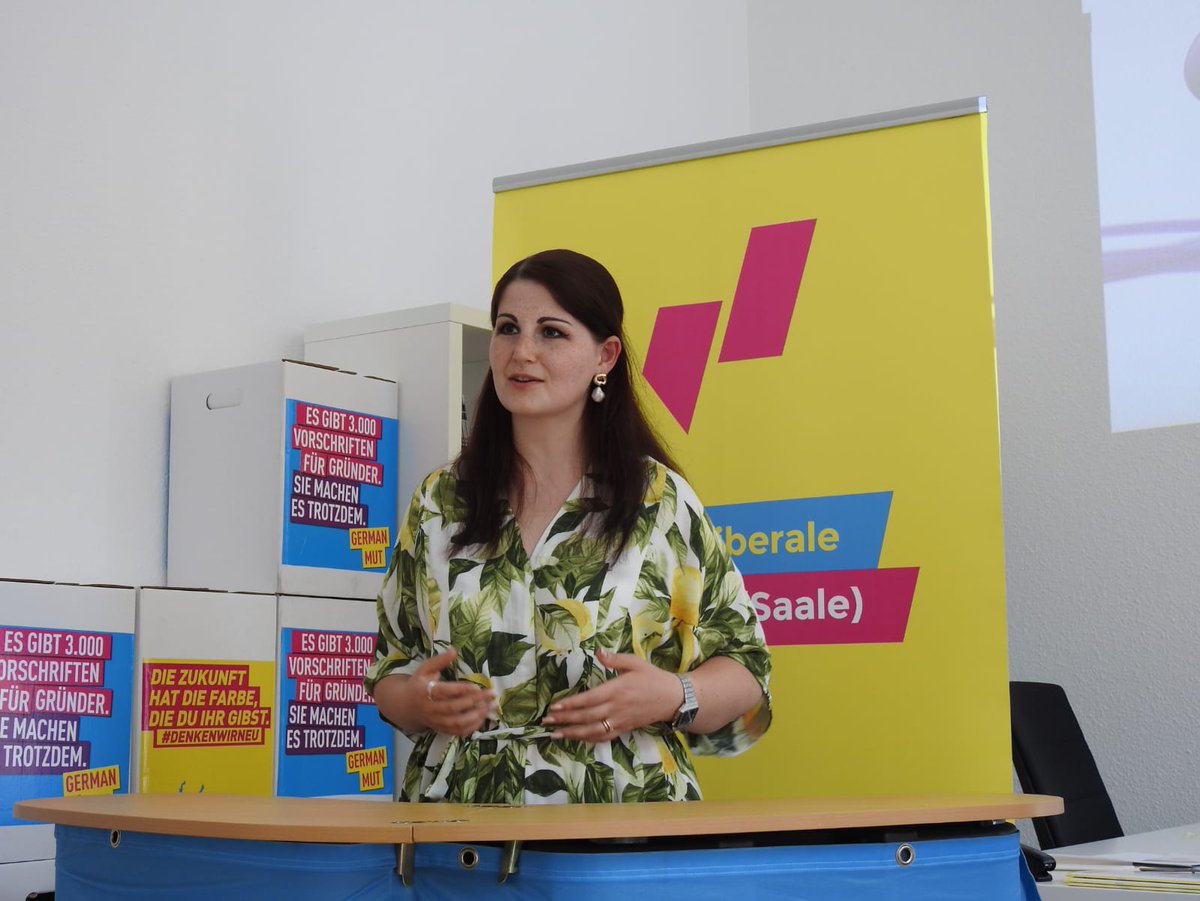 Die Stadträtin Yana Mark soll als FDP-Direktkandidatin für die Bundestagswahl im kommenden Jahr ins Rennen gehen. Bei der Mitgliederversammlung haben die Jungen Liberalen sie als ihre Kandidatin für den Bundestagswahlkreis Halle (Wahlkreis 72) gewählt.

dubisthalle.de/junge-liberale…