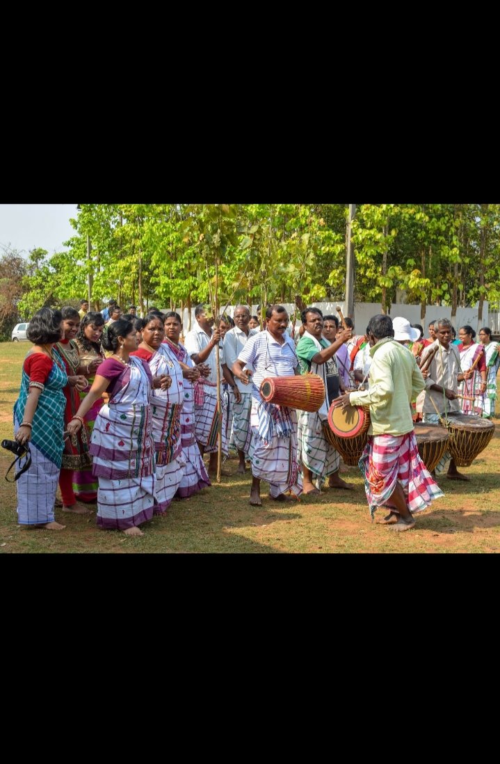 AarilG's tweet photo. 72 साल से आदिवासी धर्म कोड के लिए लड़ता  आया है। ना हिन्दू ना ईसाई सिर्फ और सिर्फ सरना धर्म। 
#जय_सरना 
#WewantSarnaCode https://t.co/VdUPkXVFlm