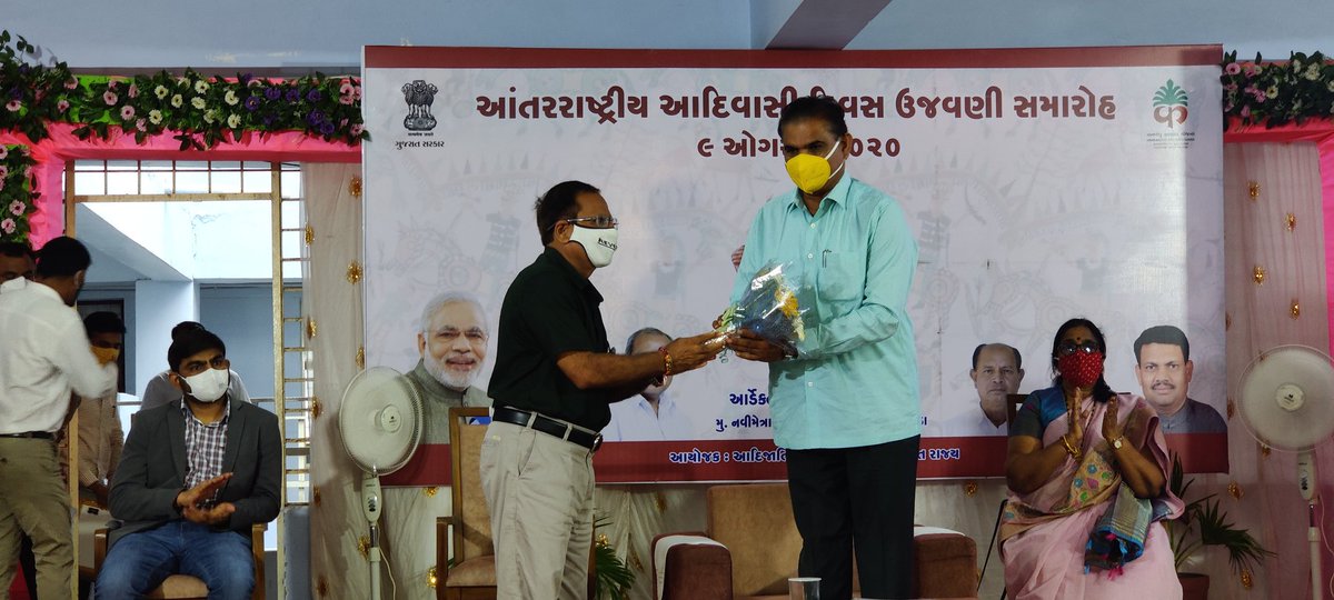 GLO_Sabarkantha's tweet photo. માનનીય મંત્રીશ્રી દિલીપભાઈ ઠાકોર સાહેબ તથા રાજ્યસભા ના સાંસદ શ્રીમતી રમીલાબેન બારાની ઉપસ્થિતિમાં આંતરરાષ્ટ્રીય આદિવાસી દિવસ ઉજવણી સમારોહ, ખેડબ્રહ્મા, સાબરકાંઠા 
@dir_labourGuj https://t.co/0VKoO49m5q