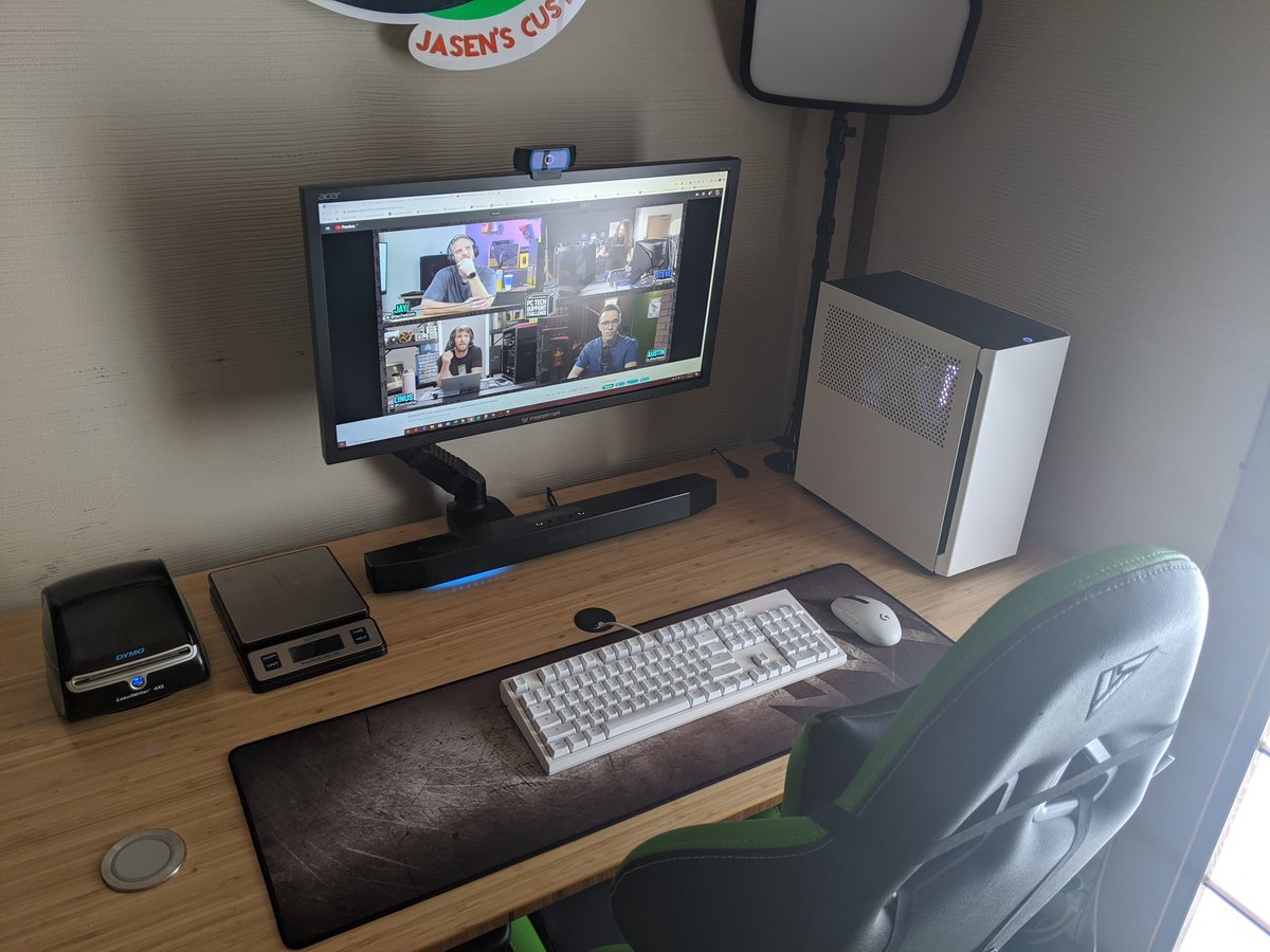 JasenHicks's tweet photo. Straight outta Japan for @bitwitkyle - need to tighten up the USB charging cable for my @SennheiserUSA #GSP370 but my rig update is complete. #3950x #2080Super @SligerDesigns @ASUS_ROG @CORSAIR @Logitech @wasdkeyboards https://t.co/E8Uwddpw7j