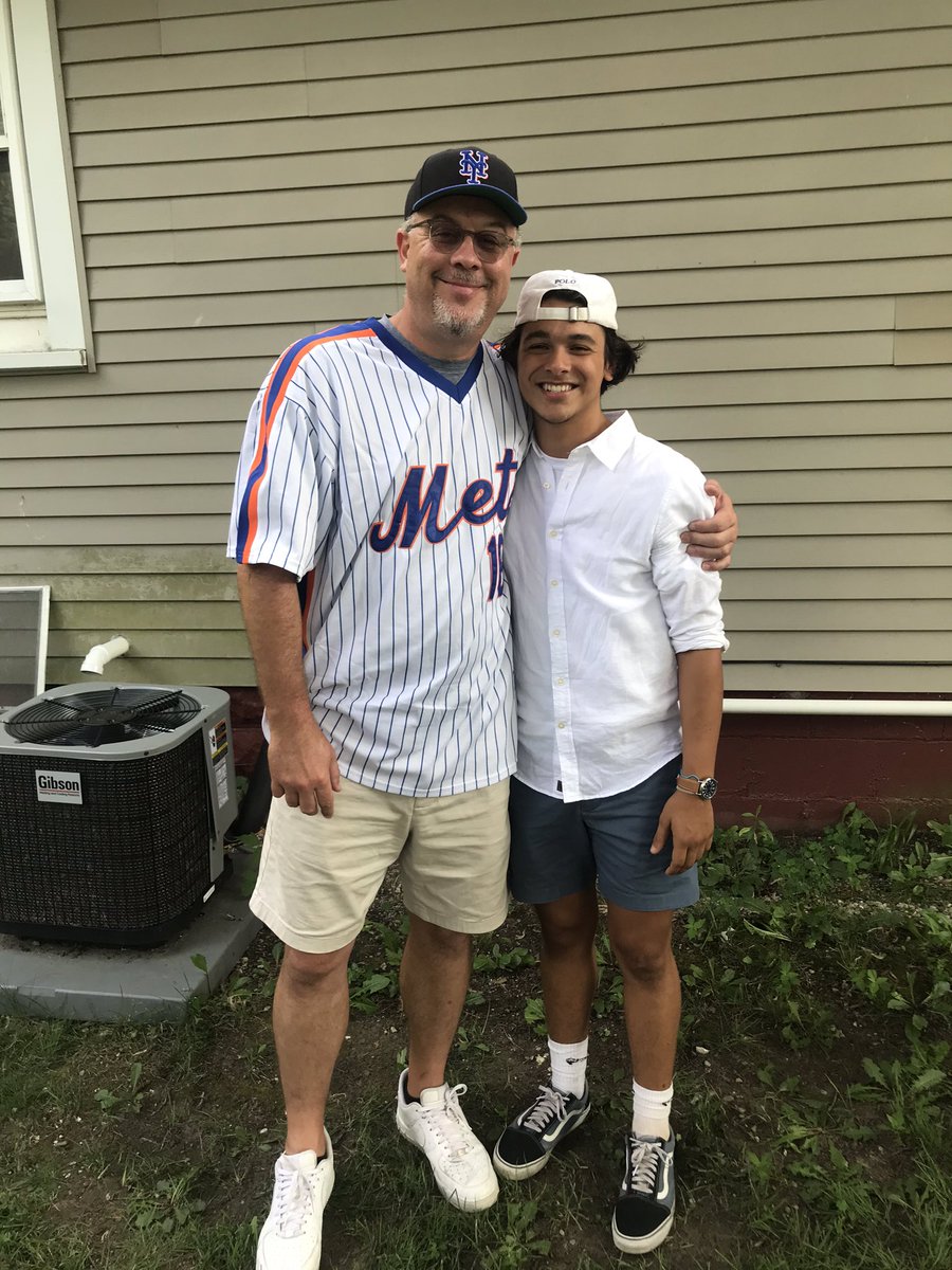 Brad Thompson tweet media