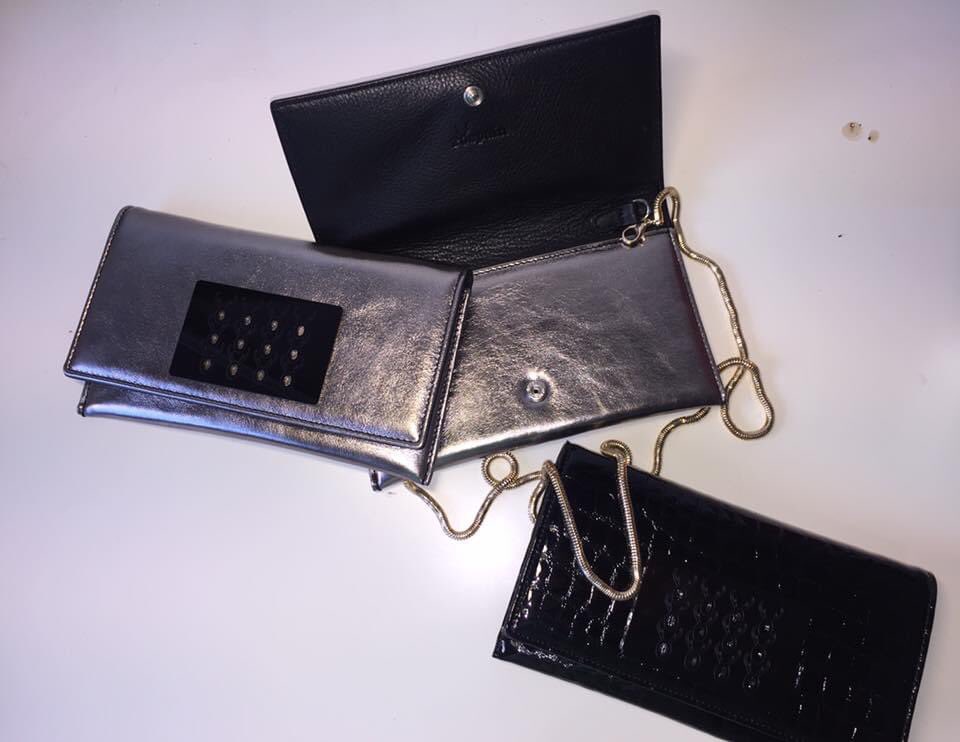 🎊L I Q U I D A C I O N 🎊
🛍Resto de Colecciones 🛍
🛍S A L E 🎊 O F E R TAS🛍
* Pregúntanos x Últimas Existencias 🎊🎊🤩🎊🎊
#liquidacion @bolsos_ro  #ultimasunidades #colecciones #complementosdemoda #bolsosdemoda <a href="/trendencias/">Trendencias</a> <a href="/PepeluArteSacro/">Pepelu G&M</a> @mivestidoazul_ <a href="/QueridasFashion/">QueridasFashionistas | #HashtagTeam 💥🚀</a>