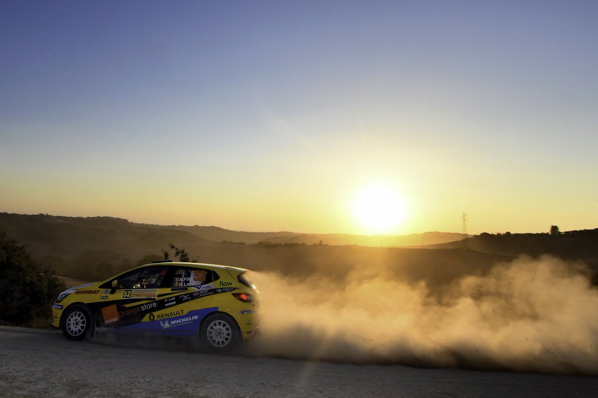 gabyrally's tweet photo. 🇹🇩🇮🇹RallyCittàdiArezzoValtiberina @TerSeries 
📷Fabrizio Buraglio
#RallyCittàdiArezzoCreteSenesiValtiberina #TERseries #GimaAutosport #AlexFilip #Tuscany #Italy #AutomobilClubulRomân #codriverlife #fastpacenote #morethanpassion #rally #motorsport #codriver #extremetattoo #romania https://t.co/5592mvrSOt