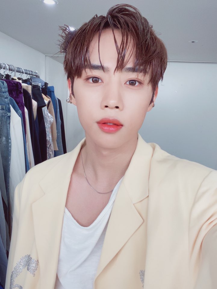 WE_THE_BOYZ's tweet photo. [선우] 🐤 https://t.co/3wRuJC4P5Z