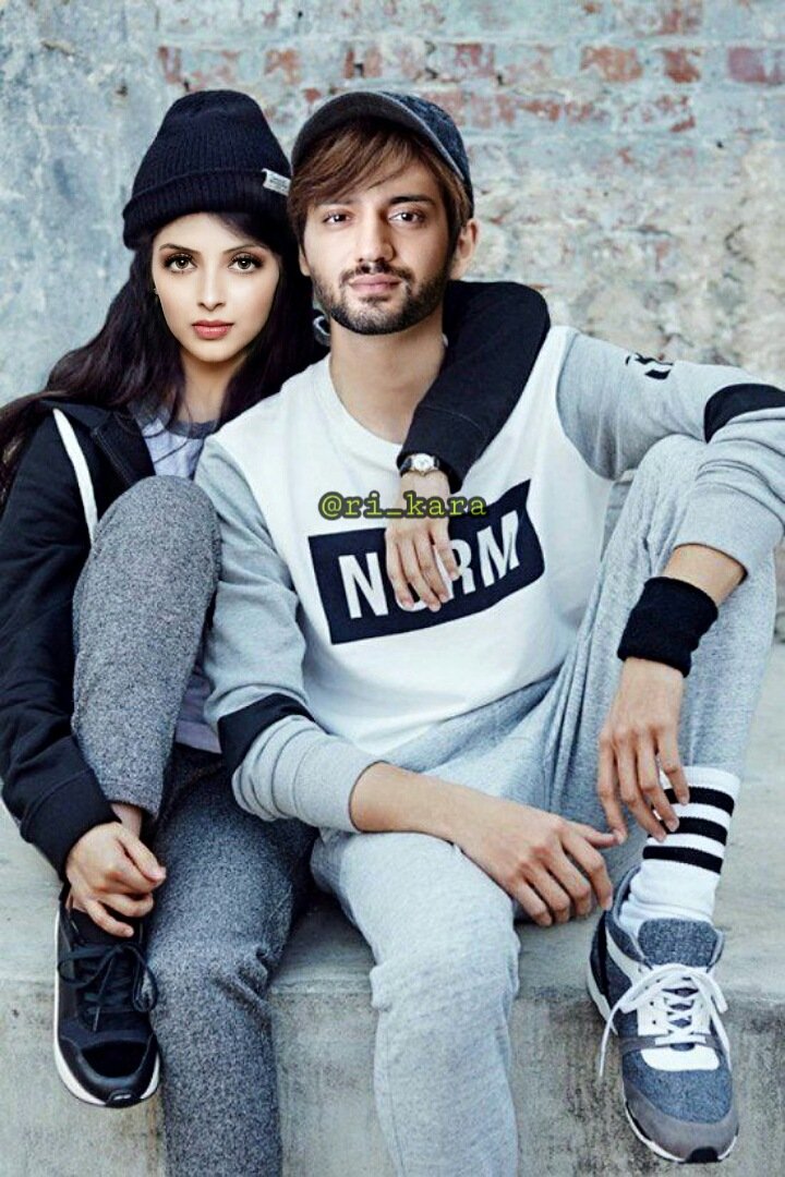 ❤❤
For all chirraiys who are missing them ....
Drop  a caption ...
#ShrenuParikh #KunalJaisingh #ShreNal #RiKara